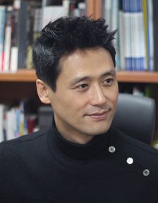 공연예술학부 학부장 <strong>강신</strong>